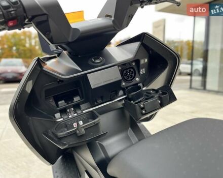 Серый БМВ CE 04, объемом двигателя 0 л и пробегом 4 тыс. км за 8761 $, фото 15 на Automoto.ua