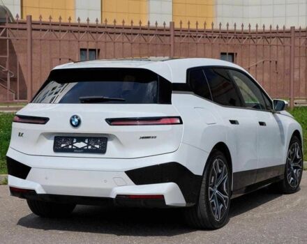 Білий БМВ Інша, об'ємом двигуна 0 л та пробігом 43 тис. км за 44000 $, фото 3 на Automoto.ua