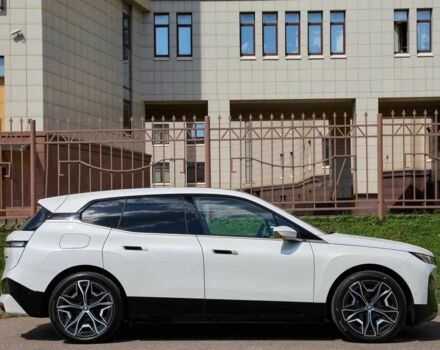 Білий БМВ Інша, об'ємом двигуна 0 л та пробігом 43 тис. км за 44000 $, фото 4 на Automoto.ua