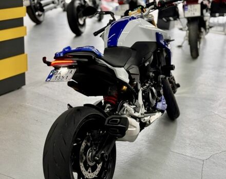 БМВ Другая, объемом двигателя 0.9 л и пробегом 0 тыс. км за 11000 $, фото 3 на Automoto.ua