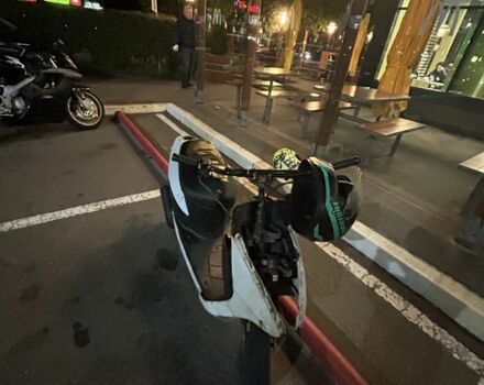 БМВ Другая, объемом двигателя 50 л и пробегом 0 тыс. км за 240 $, фото 1 на Automoto.ua