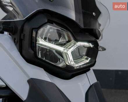 Белый БМВ F 750GS, объемом двигателя 0.85 л и пробегом 14 тыс. км за 10900 $, фото 3 на Automoto.ua