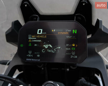 Белый БМВ F 750GS, объемом двигателя 0.85 л и пробегом 14 тыс. км за 10900 $, фото 11 на Automoto.ua