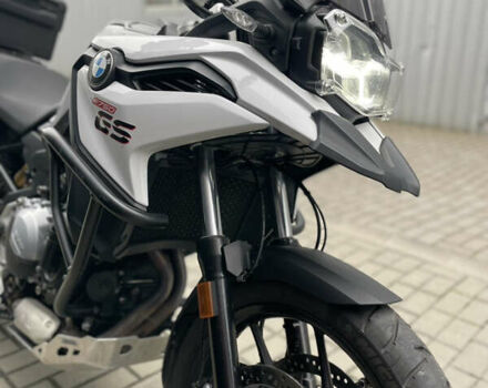 Белый БМВ F 750GS, объемом двигателя 0.85 л и пробегом 13 тыс. км за 11000 $, фото 2 на Automoto.ua