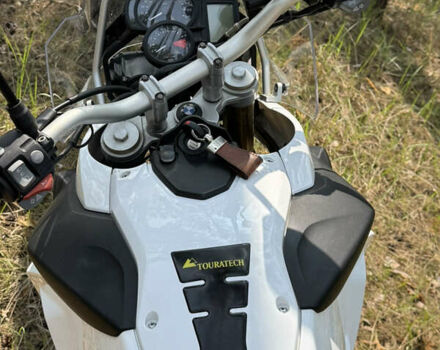 Белый БМВ F 800GS, объемом двигателя 0.8 л и пробегом 29 тыс. км за 3100 $, фото 16 на Automoto.ua