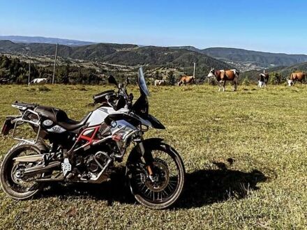 Білий БМВ F 800GS, об'ємом двигуна 0 л та пробігом 43 тис. км за 10500 $, фото 1 на Automoto.ua