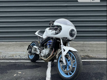 БМВ F 800S 2008 в Киеве на Automoto.ua Белый БМВ F 800S, объемом двигателя 0.75 л и пробегом 34 тыс. км за 7000 $, фото 1 на Automoto.ua