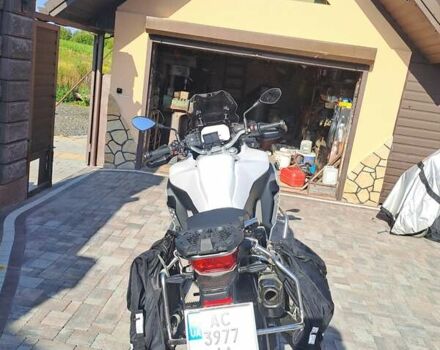 Белый БМВ F 850GS, объемом двигателя 0.85 л и пробегом 4 тыс. км за 16000 $, фото 1 на Automoto.ua