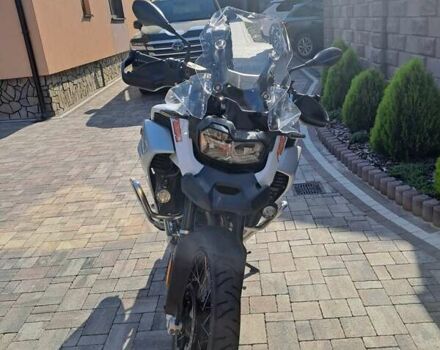 Белый БМВ F 850GS, объемом двигателя 0.85 л и пробегом 4 тыс. км за 16000 $, фото 2 на Automoto.ua