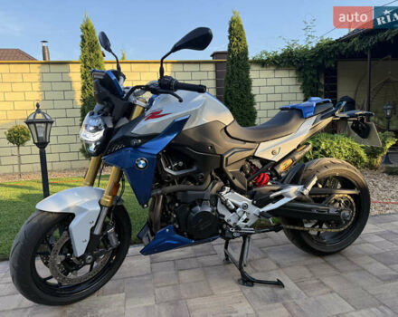 Белый БМВ F 900R, объемом двигателя 0.9 л и пробегом 3 тыс. км за 12000 $, фото 8 на Automoto.ua