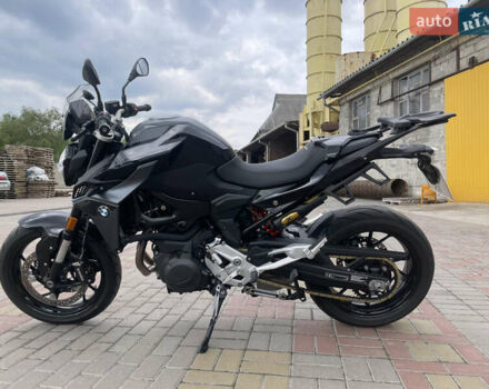 Черный БМВ F 900R, объемом двигателя 0.9 л и пробегом 5 тыс. км за 13000 $, фото 1 на Automoto.ua