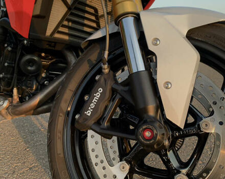 Красный БМВ F 900R, объемом двигателя 0 л и пробегом 14 тыс. км за 9300 $, фото 22 на Automoto.ua