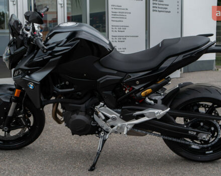 купить новое авто БМВ F 900R 2025 года от официального дилера Бавария Моторс БМВ фото