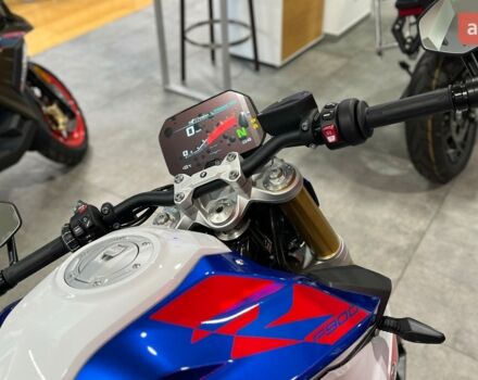 купить новое авто БМВ F 900R 2025 года от официального дилера АВТ Баварія Київ БМВ фото