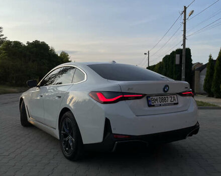 Белый БМВ i4, объемом двигателя 0 л и пробегом 31 тыс. км за 30100 $, фото 4 на Automoto.ua
