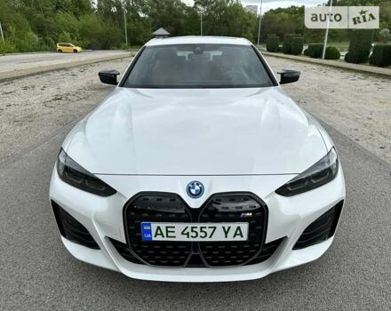 Білий БМВ i4, об'ємом двигуна 0 л та пробігом 3 тис. км за 61700 $, фото 11 на Automoto.ua