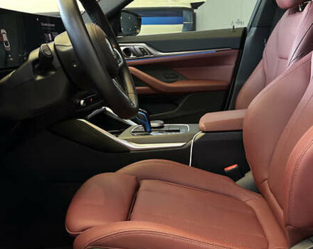 Белый БМВ i4, объемом двигателя 0 л и пробегом 14 тыс. км за 40500 $, фото 27 на Automoto.ua