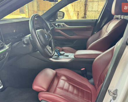 Белый БМВ i4, объемом двигателя 0 л и пробегом 30 тыс. км за 42000 $, фото 10 на Automoto.ua