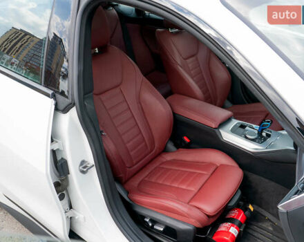 Білий БМВ i4, об'ємом двигуна 0 л та пробігом 23 тис. км за 48100 $, фото 32 на Automoto.ua