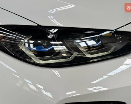 Белый БМВ i4, объемом двигателя 0 л и пробегом 30 тыс. км за 42000 $, фото 16 на Automoto.ua