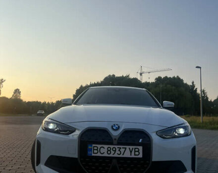 Белый БМВ i4, объемом двигателя 0 л и пробегом 47 тыс. км за 34600 $, фото 11 на Automoto.ua