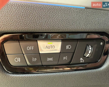 Белый БМВ i4, объемом двигателя 0 л и пробегом 3 тыс. км за 37500 $, фото 15 на Automoto.ua