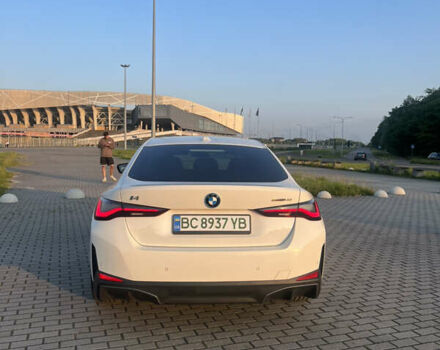 Белый БМВ i4, объемом двигателя 0 л и пробегом 47 тыс. км за 34600 $, фото 6 на Automoto.ua