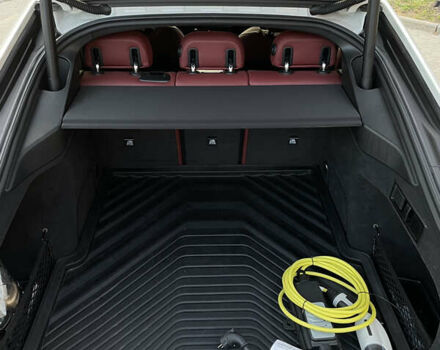 Белый БМВ i4, объемом двигателя 0 л и пробегом 31 тыс. км за 30100 $, фото 34 на Automoto.ua