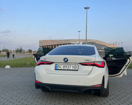 Белый БМВ i4, объемом двигателя 0 л и пробегом 47 тыс. км за 34600 $, фото 12 на Automoto.ua