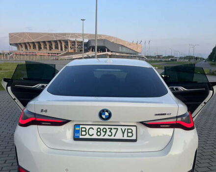 Белый БМВ i4, объемом двигателя 0 л и пробегом 47 тыс. км за 34600 $, фото 14 на Automoto.ua