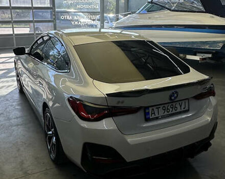 Белый БМВ i4, объемом двигателя 0 л и пробегом 14 тыс. км за 40500 $, фото 14 на Automoto.ua