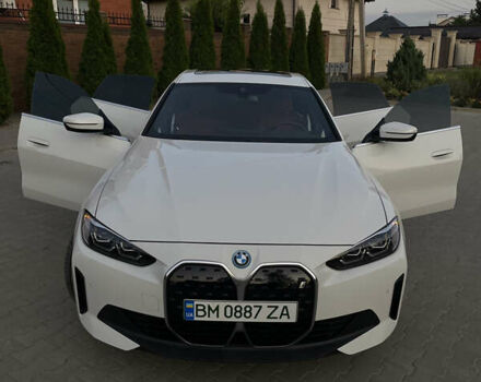 Белый БМВ i4, объемом двигателя 0 л и пробегом 31 тыс. км за 30100 $, фото 28 на Automoto.ua
