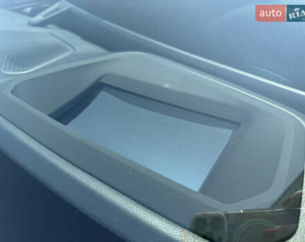 Белый БМВ i4, объемом двигателя 0 л и пробегом 3 тыс. км за 37500 $, фото 31 на Automoto.ua