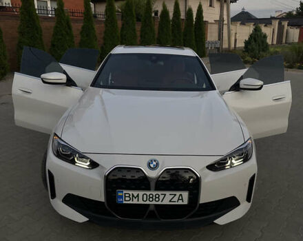 Белый БМВ i4, объемом двигателя 0 л и пробегом 31 тыс. км за 30100 $, фото 29 на Automoto.ua