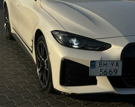 Білий БМВ i4, об'ємом двигуна 0 л та пробігом 19 тис. км за 43500 $, фото 12 на Automoto.ua