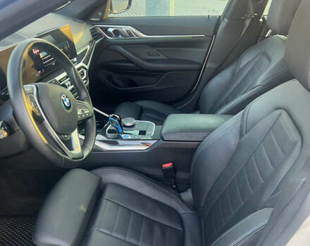 Белый БМВ i4, объемом двигателя 0 л и пробегом 47 тыс. км за 34600 $, фото 15 на Automoto.ua