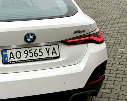 Белый БМВ i4, объемом двигателя 0 л и пробегом 78 тыс. км за 38500 $, фото 11 на Automoto.ua