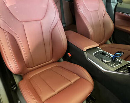 Белый БМВ i4, объемом двигателя 0 л и пробегом 14 тыс. км за 40500 $, фото 12 на Automoto.ua