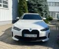 Белый БМВ i4, объемом двигателя 0 л и пробегом 63 тыс. км за 35500 $, фото 7 на Automoto.ua