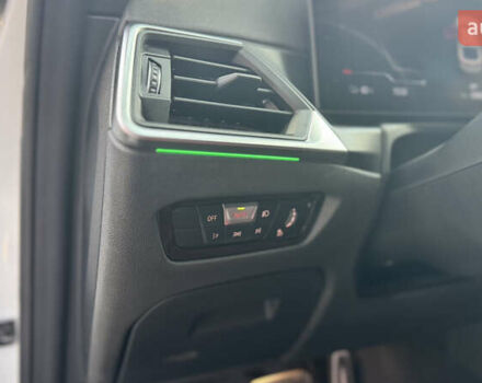 Белый БМВ i4, объемом двигателя 0 л и пробегом 30 тыс. км за 42000 $, фото 13 на Automoto.ua