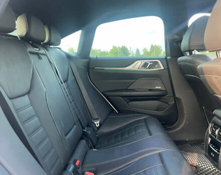 Белый БМВ i4, объемом двигателя 0 л и пробегом 47 тыс. км за 34600 $, фото 17 на Automoto.ua