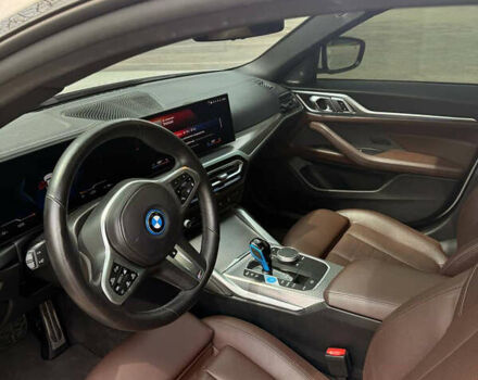 Білий БМВ i4, об'ємом двигуна 0 л та пробігом 18 тис. км за 40000 $, фото 5 на Automoto.ua