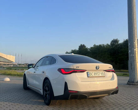 Белый БМВ i4, объемом двигателя 0 л и пробегом 47 тыс. км за 34600 $, фото 4 на Automoto.ua
