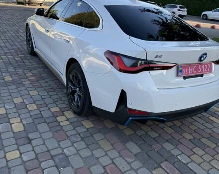 Белый БМВ i4, объемом двигателя 0 л и пробегом 39 тыс. км за 37000 $, фото 3 на Automoto.ua