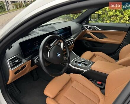 Білий БМВ i4, об'ємом двигуна 0 л та пробігом 31 тис. км за 37400 $, фото 17 на Automoto.ua