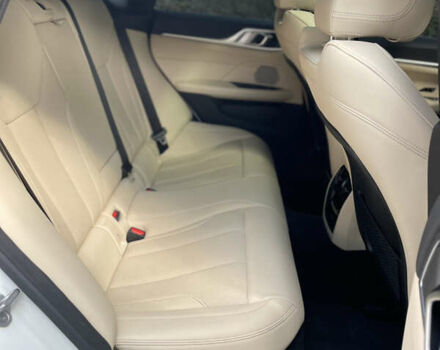 Білий БМВ i4, об'ємом двигуна 0 л та пробігом 31 тис. км за 35500 $, фото 41 на Automoto.ua