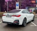 Белый БМВ i4, объемом двигателя 0 л и пробегом 20 тыс. км за 35990 $, фото 7 на Automoto.ua
