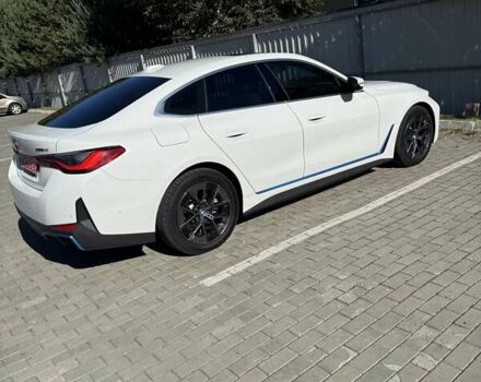 Белый БМВ i4, объемом двигателя 0 л и пробегом 39 тыс. км за 37000 $, фото 30 на Automoto.ua