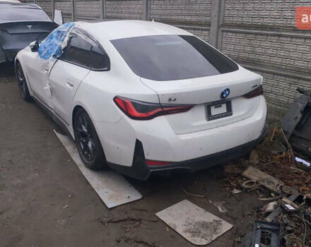 Белый БМВ i4, объемом двигателя 0 л и пробегом 64 тыс. км за 22500 $, фото 1 на Automoto.ua