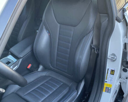 Белый БМВ i4, объемом двигателя 0 л и пробегом 40 тыс. км за 43300 $, фото 41 на Automoto.ua